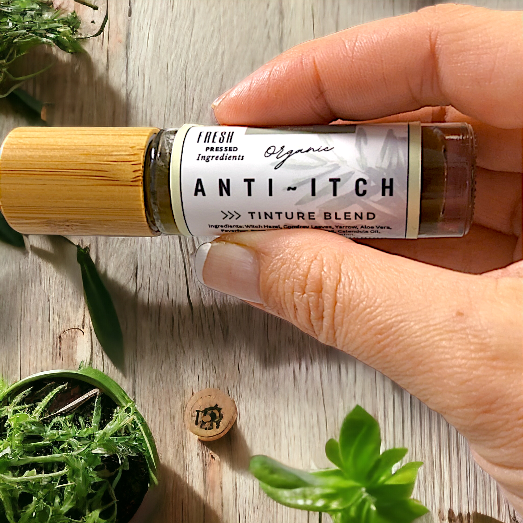 SSF Organics- Anti-Itch Tincture Blend. Fresh Pressed Ingredients- Rollerball- Made With FRESH Pressed Basil, Mint, and Calendula. Soothes and Heals Bites and Rashes!